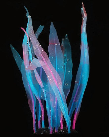 Vibrant Artificial Kelp Ornament for Aquatic Environments