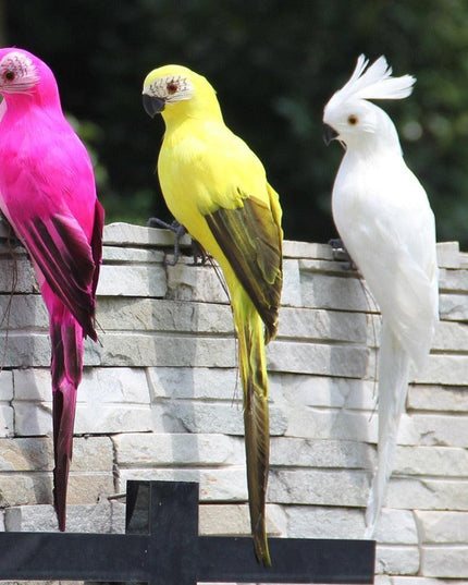 Vibrant Tropical Parrot Garden Sculpture - Realistic Outdoor Bird Decor