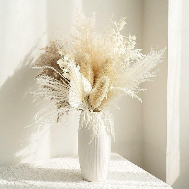 Nordic Chic Pampas Dried Flower Bouquet: Timeless Home Decor for Any Celebration