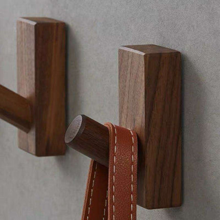 Elegant Nordic Wood Hook: Luxurious Botanical Accent for Chic Home Spaces