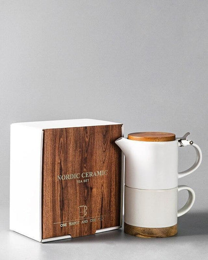 Elegant Nordic-Japanese Ceramic Tea Set with Acacia Wood Lid and Integrated Strainer