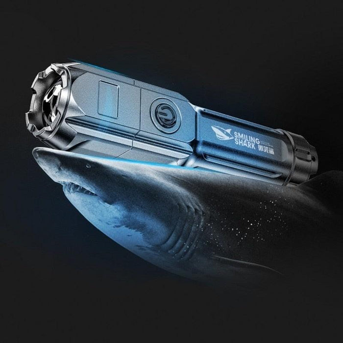 500m Range Xenon Zoom Flashlight: Illuminate the Dark