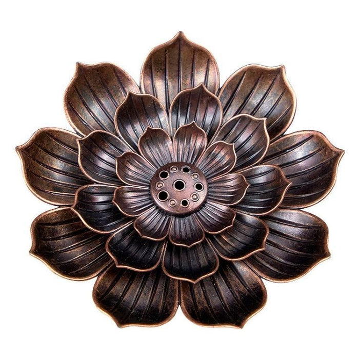 Serene Lotus Alloy Incense Holder: Aromatherapy Diffuser for Tranquil Spaces
