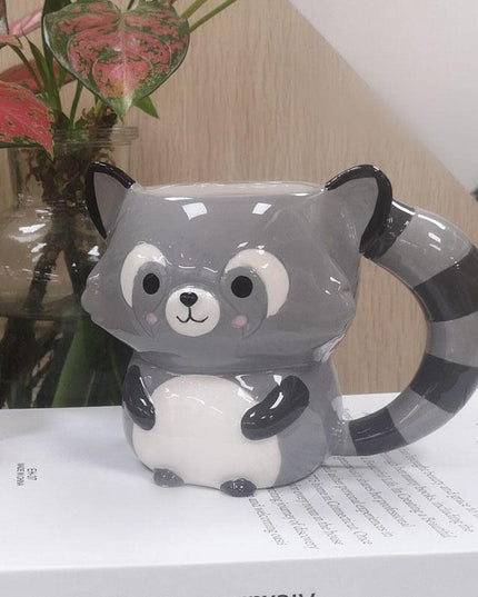 Adorable 3D Raccoon Coffee Mug - Brighten Your Mornings with Whimsy