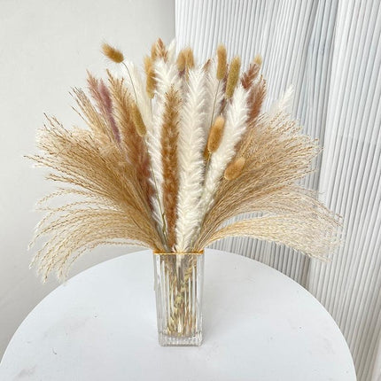 Chic 60-Piece Dried Pampas Grass Stems for Stylish Home and Wedding Arrangements