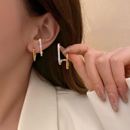 Glamorous Korean Gold Earrings with Asymmetrical Design