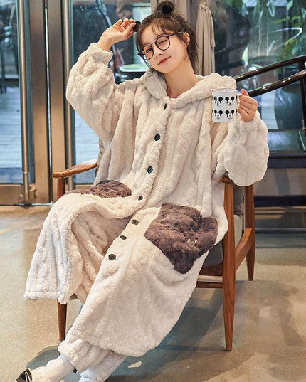 Cozy Elegance: Plush Coral Velvet Women's Bathrobe for Winter Relaxation