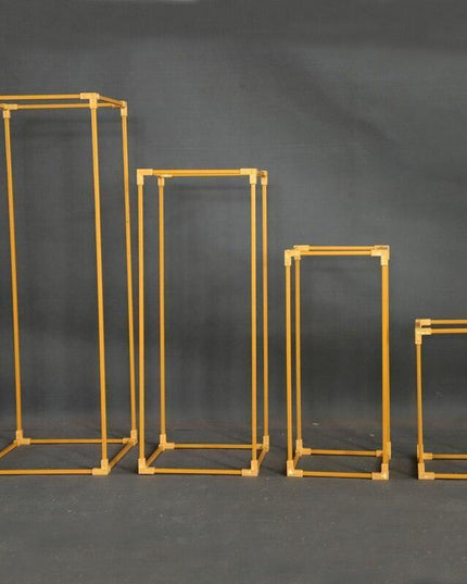 Gilded Allure: Versatile Metal Centerpiece Set for Elegant Gatherings