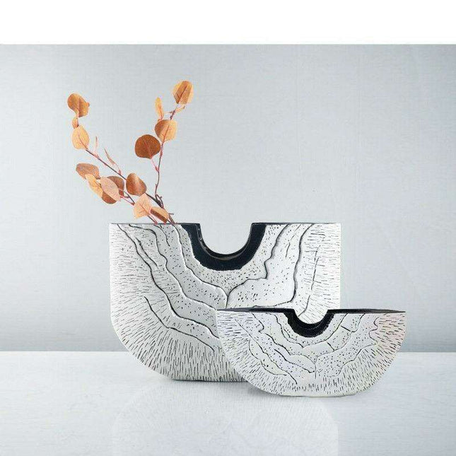 Elegant U-Shaped Floral Resin Vase with Contemporary Ceramic Aesthetic