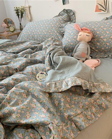 Dreamy Blossom 100% Cotton Ruffle King Bedding Set - Luxe Edition for Young Dreamers