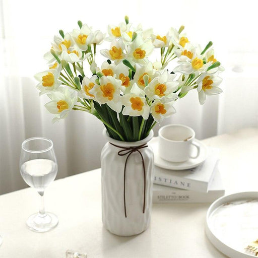 Silk Narcissus Flower Bouquet: Timeless Elegance for Refined Spaces