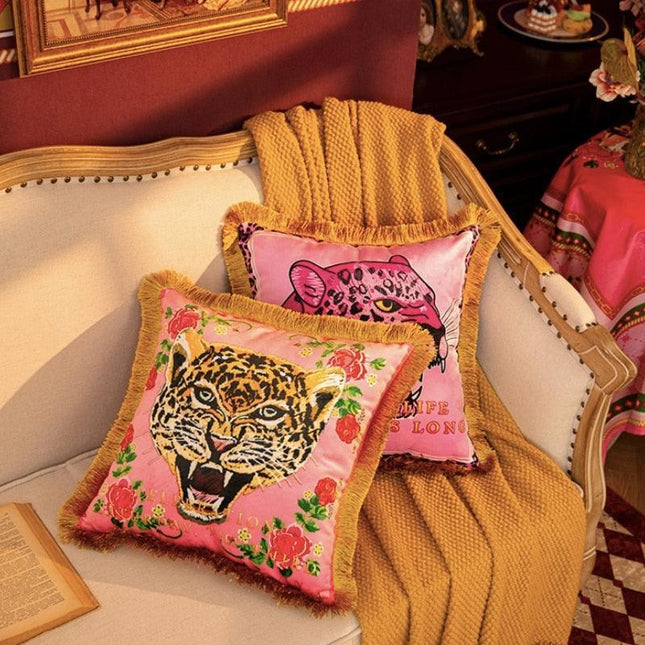 Chic Reversible Velvet Cushion Cover Featuring Pink Leopard and Tiger Print - Stylish Accent for Modern Decor