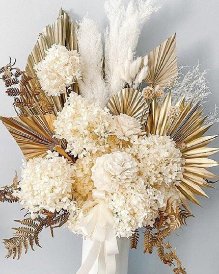Bohemian Chic: Exquisite Palm Leaf and Pampas Grass Decor for Home and Weddings