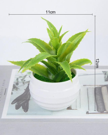 Timeless Tranquility: Lifelike Artificial Bonsai Tree for Endless Elegance