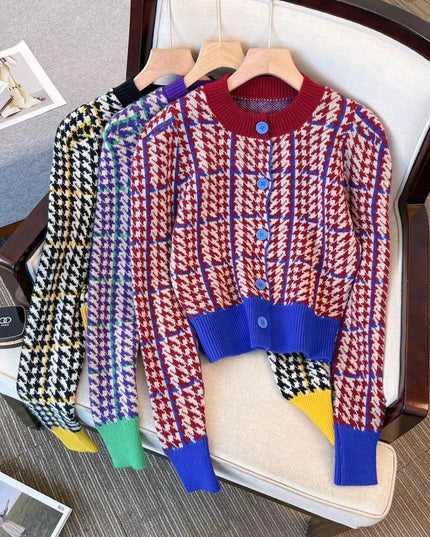 Chic Vintage Houndstooth Knit Cardigan - Timeless Style