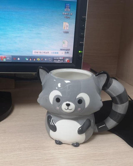 Adorable 3D Raccoon Coffee Mug - Brighten Your Mornings with Whimsy