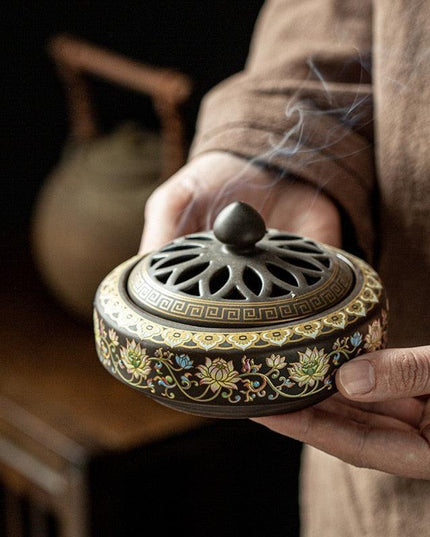 Zen Serenity: Handcrafted Ceramic Incense Holder for Tranquility
