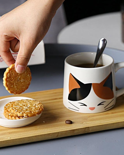 Adorable Cat-Inspired Ceramic Mug Set with Matching Spoon and Lid