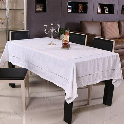 Elegant Embroidered Cotton Round Tablecloth - Luxurious Style for Home & Events