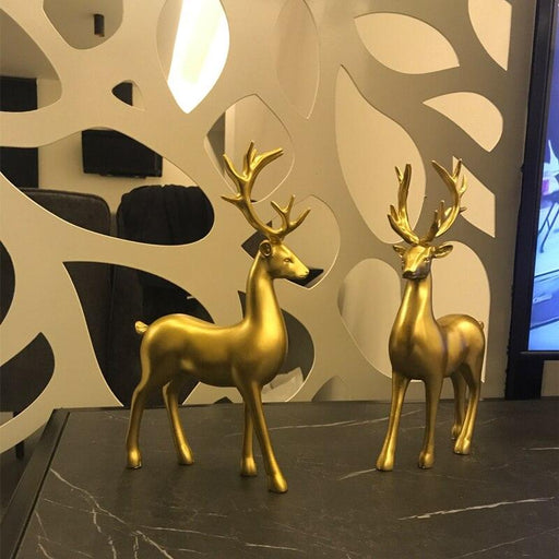Golden Nordic Deer Couple Figurines: Elegant Resin Home Decor for Modern Interiors