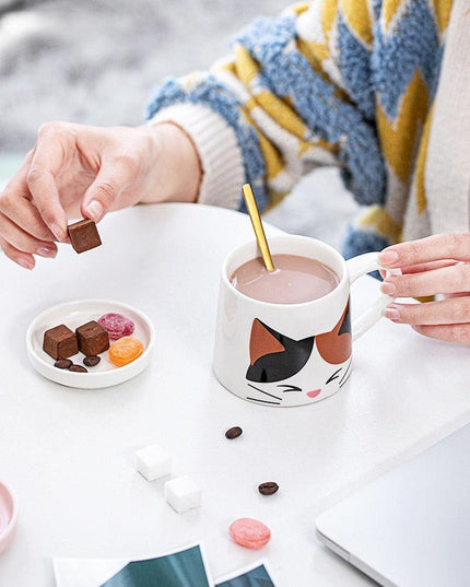 Adorable Cat-Inspired Ceramic Mug Set with Matching Spoon and Lid
