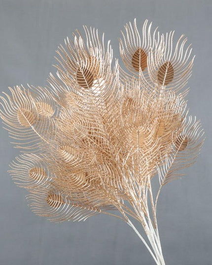 Elegant Golden Maple Leaf Home Decor Accent - Stunning Decorative Piece