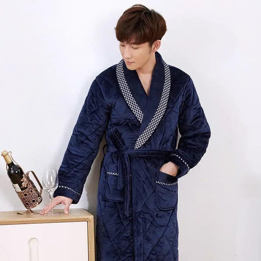 Warm and Cozy Men's Quilted Bathrobe - Stylish Homewear for Winter Comfort