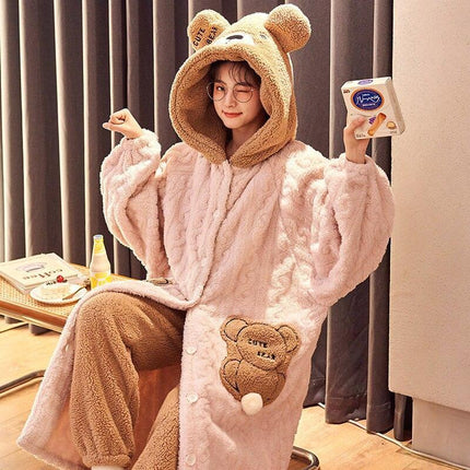 Cozy Elegance: Plush Coral Velvet Women's Bathrobe for Winter Relaxation