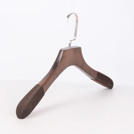 Elegant Wooden Hangers Set with Anti-Slip Bar for Enhanced Closet Style and Organization