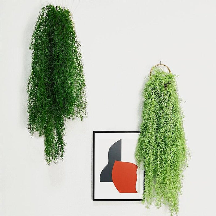 Green Oasis Artificial Water Plant Wall Hanging - Lifelike Eco-Friendly Decor for a Maintenance-Free Green Oasis