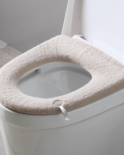 Winter Haven Plush Toilet Seat Cover with Easy-Clean Handle