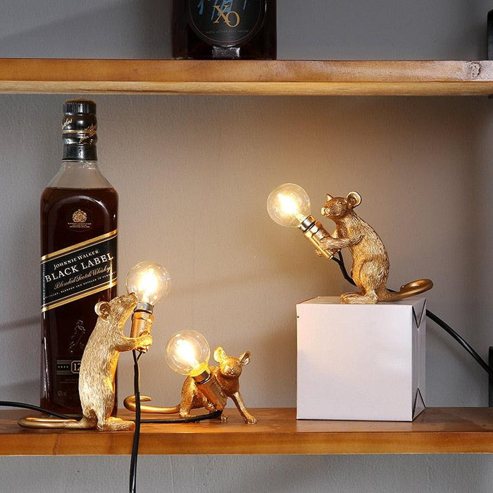 Whimsical Resin Mouse LED Table Lamp - Handmade Nordic Design