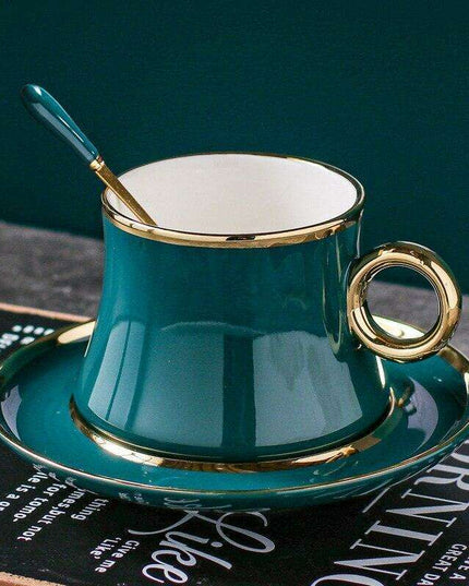 Elegant Mediterranean Floral Tea Mug with Gold Detailing