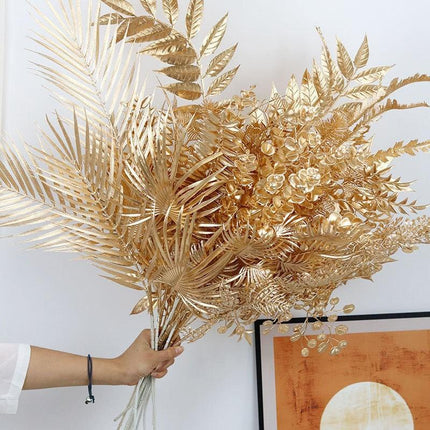 Glamorous Golden Leaf Display: Handcrafted Faux Greenery for Luxurious Home Styling and Celebratory Occasions