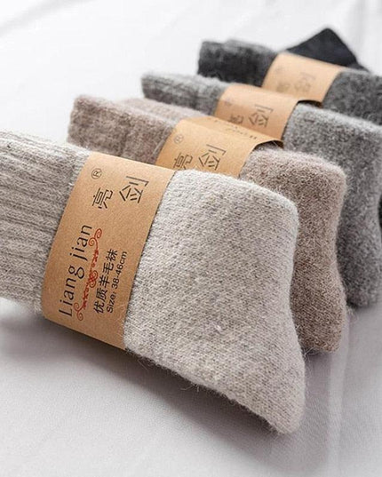 Elegant Men's Winter Wool-Rabbit Socks - Cozy Warmth and Style