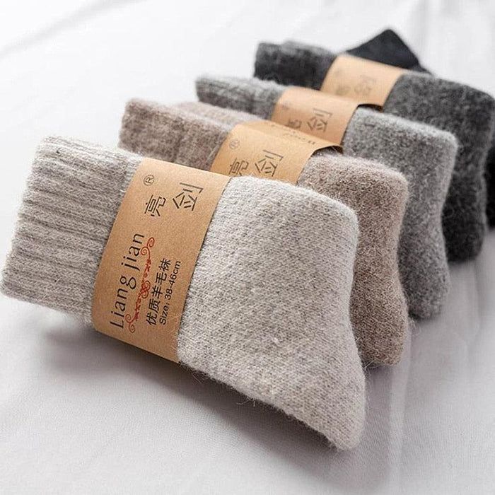 Winter Chic Men's Wool-Rabbit Blend Thermal Socks for Ultimate Warmth