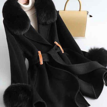 Lavish Cashmere and Fox Fur Winter Coat - A Statement of Timeless Elegance