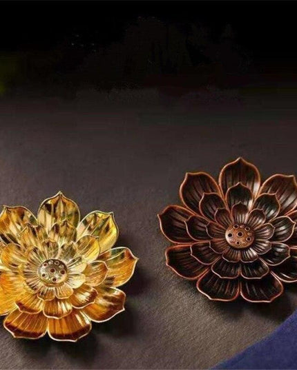 Serene Lotus Alloy Incense Holder: Aromatherapy Diffuser for Tranquil Spaces