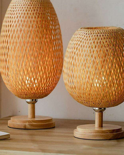 Artisan Crafted Bamboo Rattan Table Lamp - Chic Vintage Chinese Style Lighting for Home Atmosphere