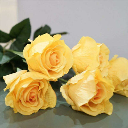 Exquisite Lifelike Rose Display - Premium Floral Decor for Elegant Spaces