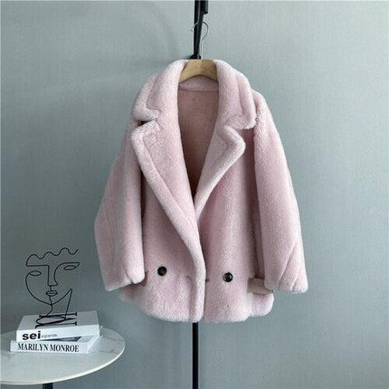 Luxe Elegance Genuine Sheep Shearing Fur Winter Coat for Women: Embrace Opulent Warmth and Style