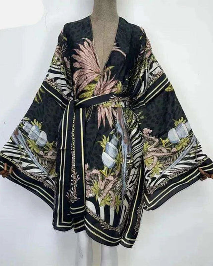 Exotic African-Inspired Kimono Cardigan: Stylish Beach Cover-Up with Cultural Elegance