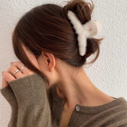 Chic Faux Fur Bow Hair Claw - Winter Essential Accessory for Women