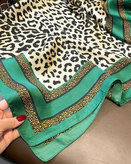 Exquisite Silk Square Scarf - A Touch of Timeless Sophistication for Women