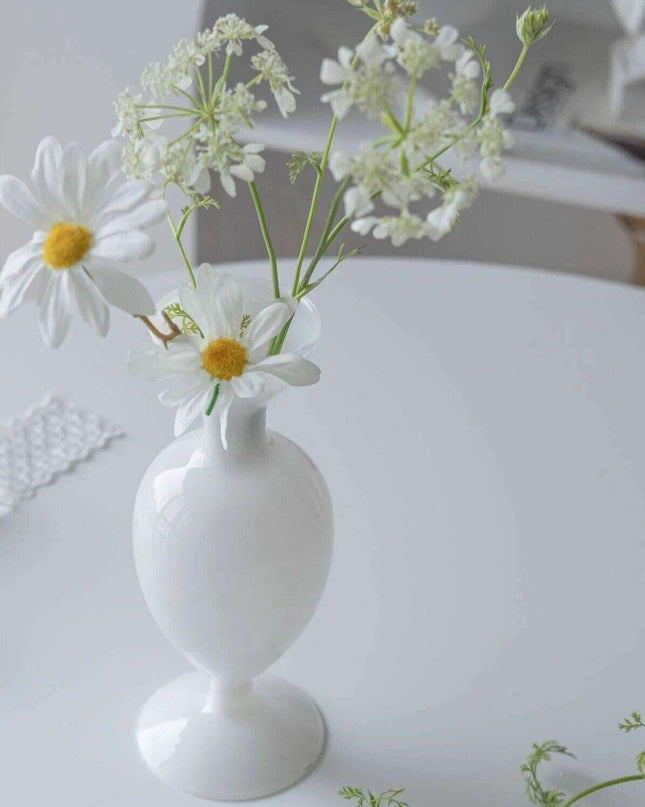 Emerald Elegance: The Nordic Vase for Timeless Home Decor