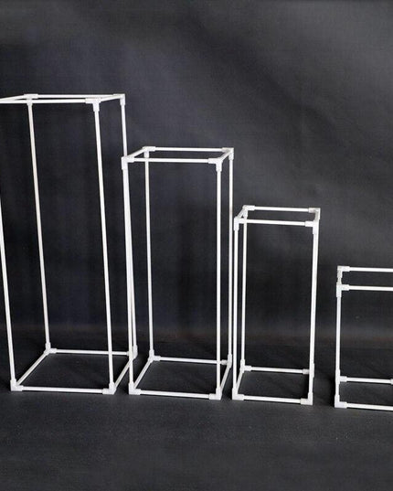 Gilded Allure: Versatile Metal Centerpiece Set for Elegant Gatherings