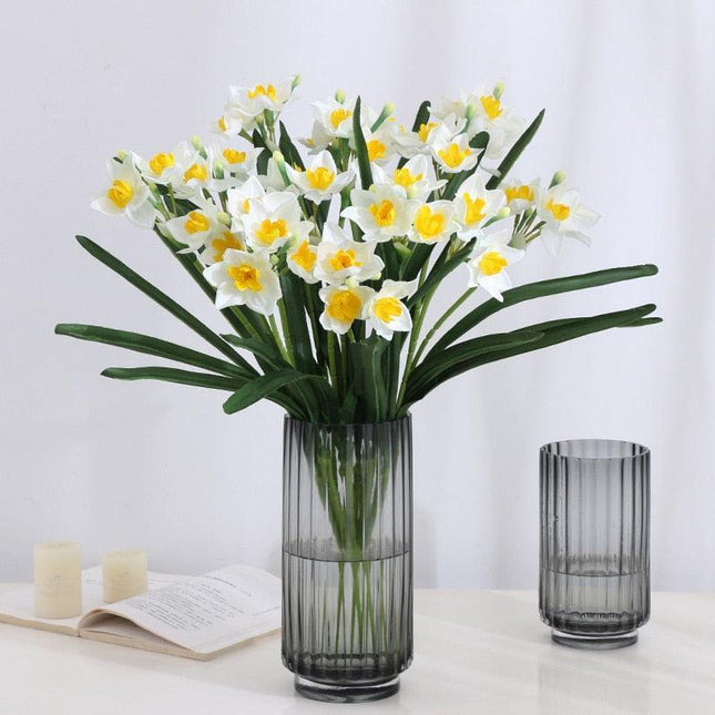 Everlasting Silk Daffodil Bouquet: Timeless Elegance for Any Occasion