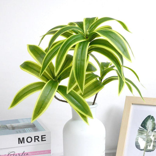 Tranquil Palm Oasis Artificial Desk Plant - Lifelike Greenery for Serene Environments