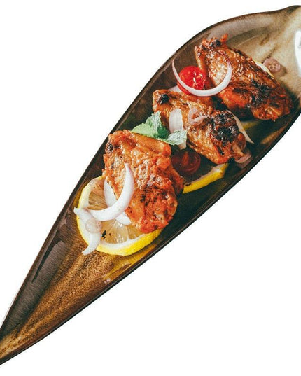 Elegant Japanese Leaf-Design Sushi Plate Collection for Gourmet Dining