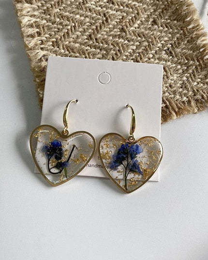 Timeless Forget-Me-Not Heart-Shaped Resin Earrings - Meaningful Gift for Graduations & Romantic Occasions